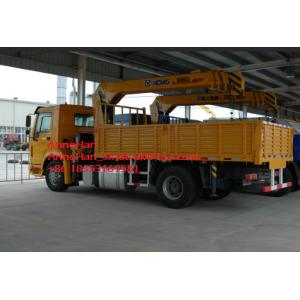 China Sinotruk Howo 4x2 Crane Mounted Truck , 5-10 Ton Xcmg Telescopic Boom Crane supplier