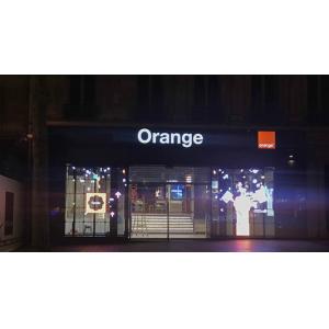 China Transparent LED Display Shinning for Orange France 85% Light Go Through Vivid Color supplier