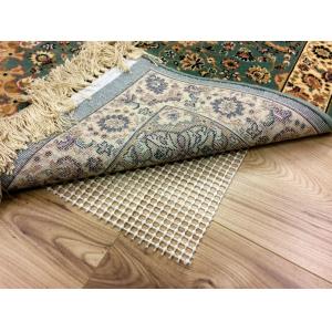China Cold Resistance PVC Non Slip Mat Small Rug Pad Grip Liner For Home Anti Alip Bath Mat supplier