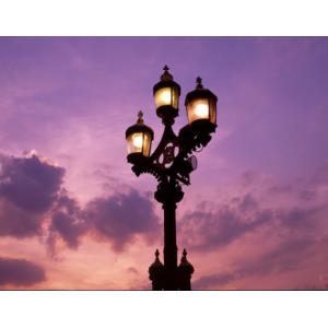 China Best china cheapest lighting poles customized seamless street light pole supplier