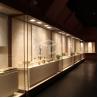 China T4 LED Wooden Exhibition Show Case Monomer Design Museum Display Cabinets wholesale