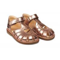 China 2020 Leather Kids Sandals Shoes Girls Sandals Flat Close Toe Summer Dress Shoes on sale