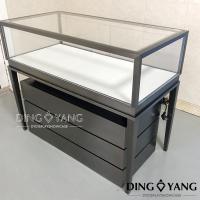 China 1200X550X950MM Enclosed Jewellery Shop Display Counters on sale