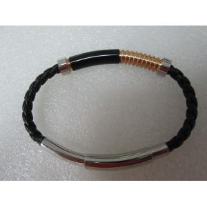 China Men's Slim Braided Genuine Leather Bracelet, Comes with Magnetic Clasp Bracelet supplier