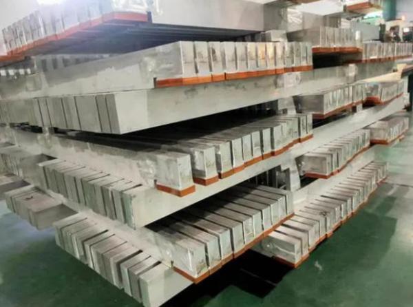 Placas de ánodo y cátodo de cobre, níquel y cromo para electrólisis húmeda