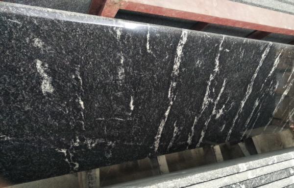 Different Color Control Natural Stone Slabs Black Granite With White Vein