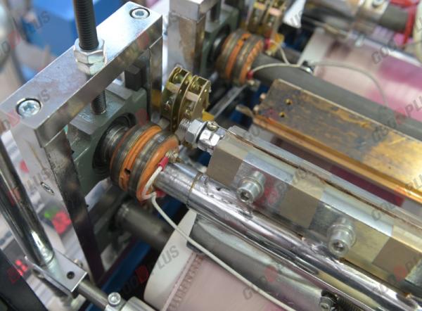 Cubierta plástica completamente automática de los zapatos que hace la máquina con capa doble