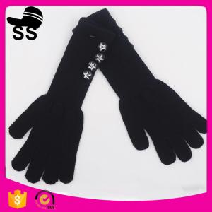 China Yiwu Wholesale Hot-selling Outdoor Black Stars Buttons Children Knitted Long Gloves wholesale