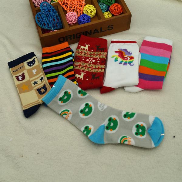 2016 Wholesale Cartoon Patterned Cotton Children Socks