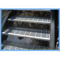 China Hot Dipped Galvanized Steel Stair Treads Grating Various Specifications on sale
