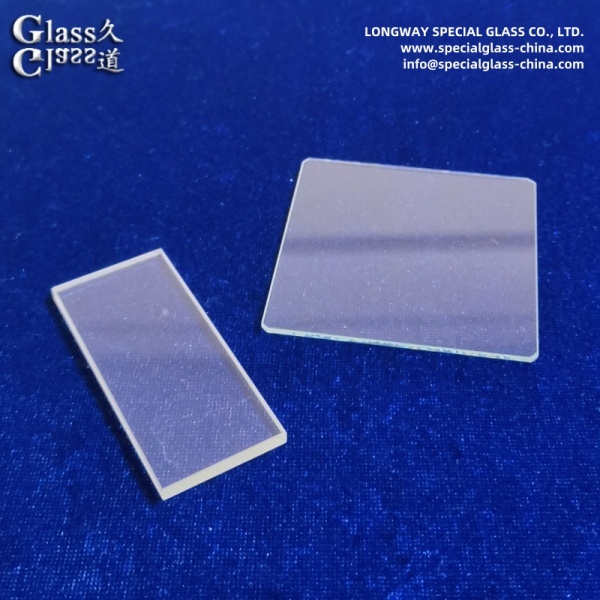 China Lámina de vidrio templado ultra transparente personalizada para exhibición y protección wholesale