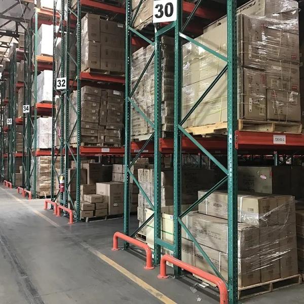 Sistema de estanterías de paletas selectivas para almacenamiento de almacenes de carga pesada