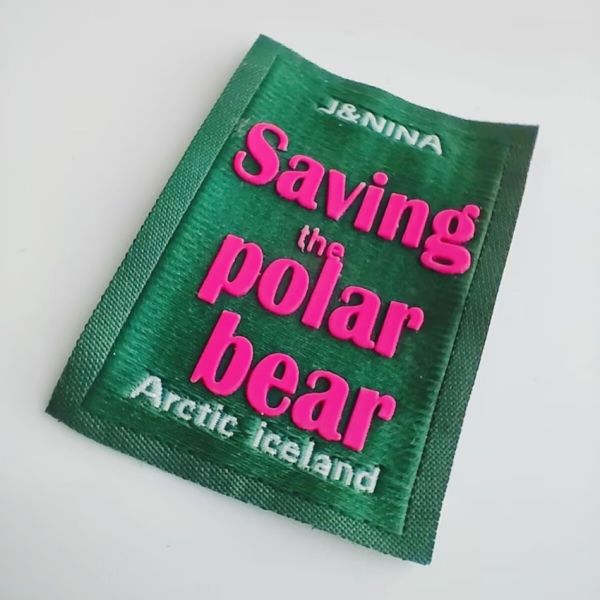 Custom Iron On Heat Transfer Patches Multiple Colors Woven Patches For Hats Clothing