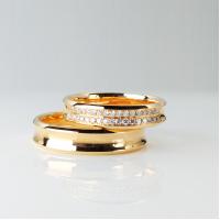 China Glossy ODM Men18 Engagement Gold Ring Designs For Couple on sale