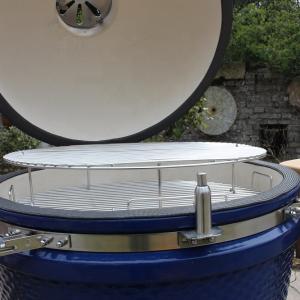 China Barbecue en céramique de 24 pouces avec thermomètre intégré à roues supplier