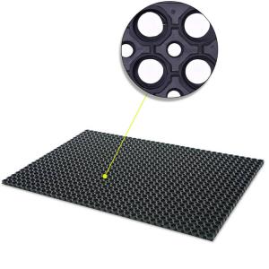 China 1m X 1.5m X 24mm Horse Trailer Rolls Horse Trail Mats With Holes Which Prevents Water Build-Up supplier