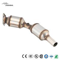 China Toyota Prius 1.8L Catalyst Catalytic Converter Universal Car Engine Converter on sale