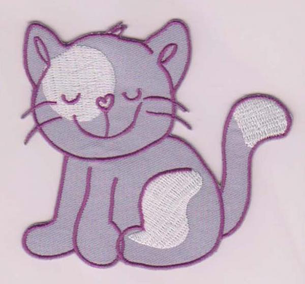 New arrival Lovely cat custom embroidery patch with heat-cut border and Iron on