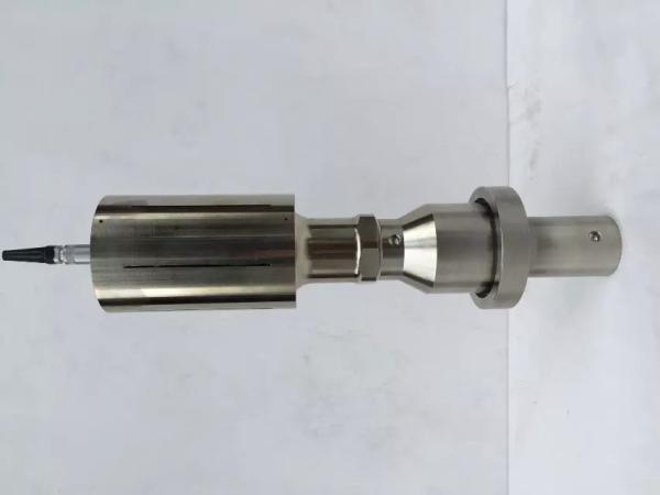 High Performance 20 KHZ Piezoelectric Transducer Ultrasound With Large Amplitudes
