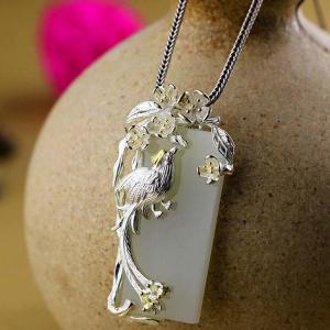 China 925 Sterling Silver Sculptured Flower Bird Natural Jade Pendant Necklace (DZ011049) supplier