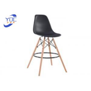 China Wood Legs Restaurant Restaurant Style Chairs With Padded Seat supplier