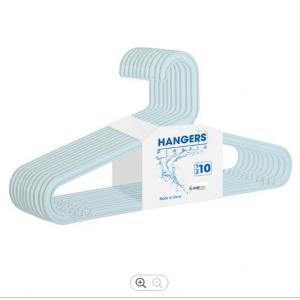 China PP Thick Plastic Hangers Adult Clothes Plastic Garment Hangers supplier