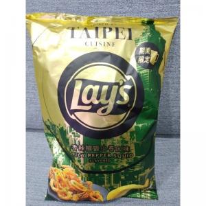 Bulk Deal: Popular Lays Spicy Pepper Squid-Flavored Potato Chips - 70g - Wholsale Asian Snacks