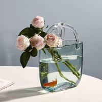 China Wedding Occasion Modern Glass Vase Perfect for Holding Flowers Goldfish on sale