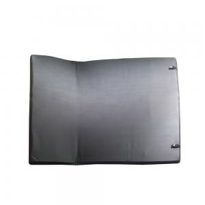 China Hilux Navara Tri Fold Bed Cover , Folding Tonneau Covers PVC Materials supplier