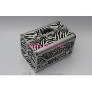 China Silver Aluminium Beauty Case / Durable Metal Makeup Box For Tool Packing wholesale