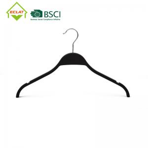 China CA65 Chrome Plastic Coated Metal Hangers With Steel Swivel Stackable supplier