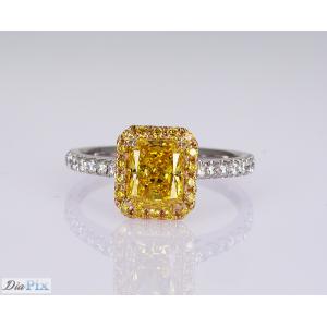 China 1.1ct Radiant Shape Fancy Vivid Yellow Lab Created Diamond Ring 18K Gold Set supplier