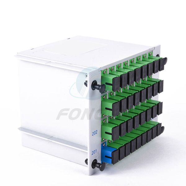 China FTTH Sc Apc 1x32 Plug In Outdoor Fiber Splitter Passive Optical Coupler wholesale