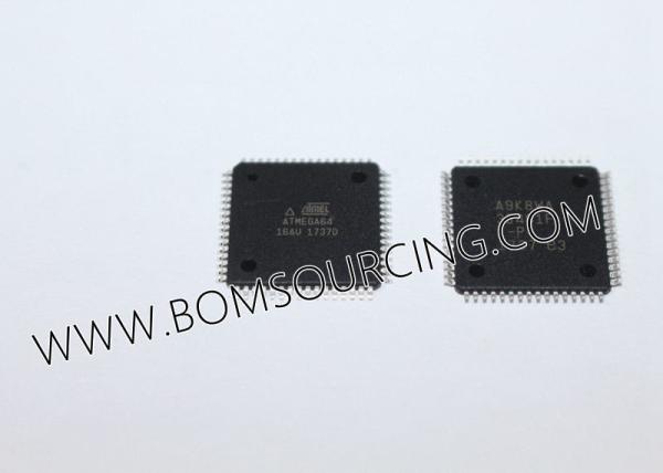 Surface Mount Programmable Integrated Circuit Components 64K Bytes ATMEGA64-16AU