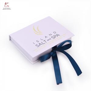 China 128gsm Paper Card Cosmetic Paper Boxes Packaging With Decorative Ribbon supplier