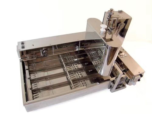 China 1800pcs/h 4 rangées électriques Mini Doughnut Machine automatique supplier