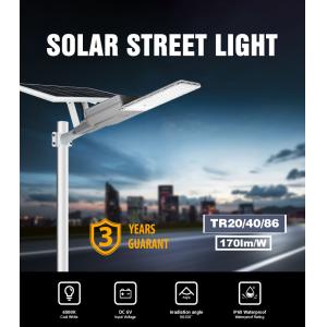 100 W IP65 Solar Powered LED Street Lights Cool White 50000 Hours Life Span