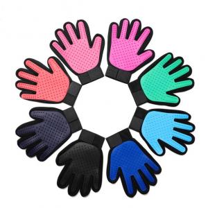 Size 17 * 23cm Pet Glove Brush , True Touch Pet Glove Massage Eco - Friendly