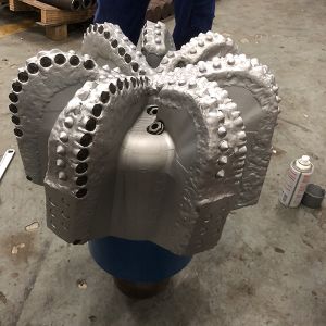 China Drilling Tool 17-1/2 Inch PDC Diamond Bit wholesale