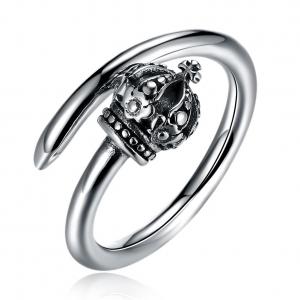 China 1.39g 17.3mm Crown Shaped Engagement Ring Hypoallergenic Cluster Real Silver Rings supplier