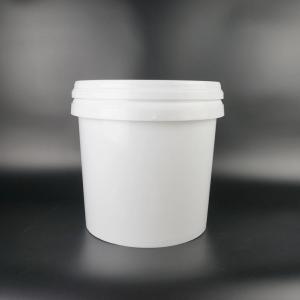 China Stackable Recyclable Plastic Oil Bucket Polyethylene White 20l Bucket supplier