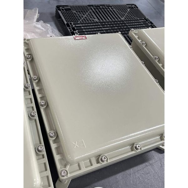 Boîte de jonction antidéflagrante 4