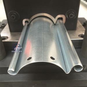 China Galvanized Steel 0.8-1.2mm Roller Shutter Door Slat Machine PLC Control supplier