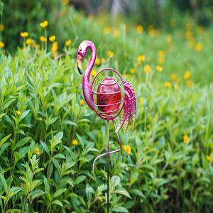 China Outdoor Solar Powered Pink Flamingo Solar Garden Statue Lighting supplier