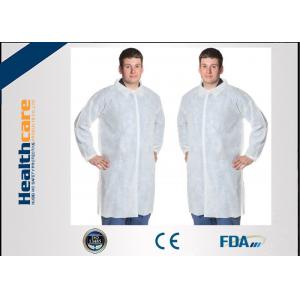 China Polypropylene Disposable Lab Coat With Knitted Cuff And Button Blue Or White Color supplier