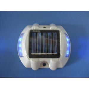 China Lámpara solar de aluminio azul del perno prisionero del camino de la alto-luminancia LED del poder más elevado 1.2V 5m m supplier