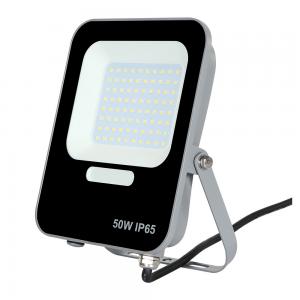 China IP65 Waterproof Aluminum Solar Flood Light 100W Outdoor Led Flood Light With Remote Control supplier