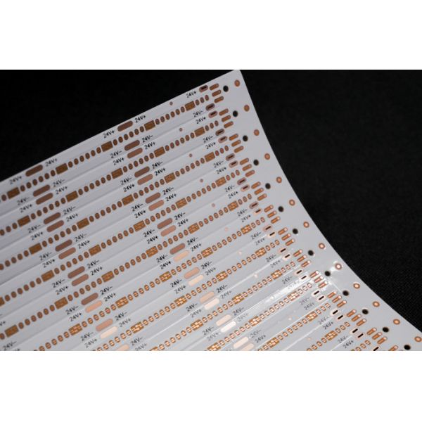 LED COB FPCB avec équipement mécanique Jouet en plastique FPC Double couche FPC Planche PCB Conception Pour 24V LED Light Strip Board Creaxtive boîte à musique plaque souple FPC planche lumineuse