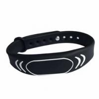 China Waterproof MIFARE RFID Silicone Wristband Flexible Reusable Customized Size on sale