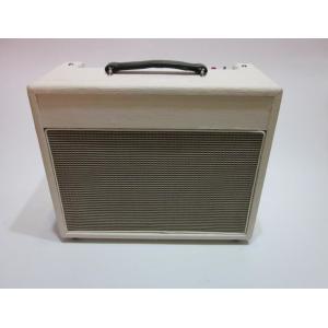 Vox Style Tube Guitar Amplifier Combo 30W 3-Band EQ, Reverb, Presence, Preamp Out, Power AMP in features